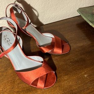 Satin looking heeled sandals